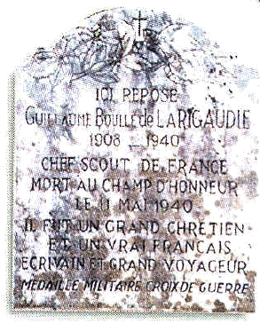la tomba di Guy nel cimitero di Saint-Martin de Ribérac